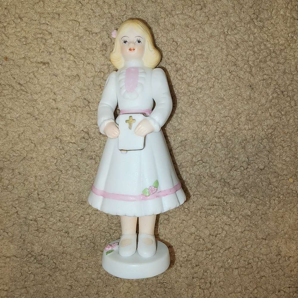 First communion/confirmation growing up statue